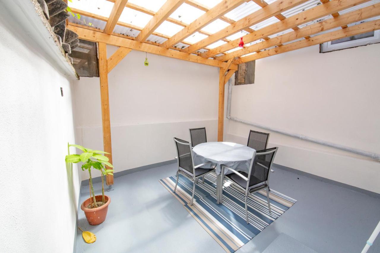 Apartment Mit Kleinem Innenhof Im Erdgeschoss Fuer Bis Zu 4 Personen Klotten Ngoại thất bức ảnh