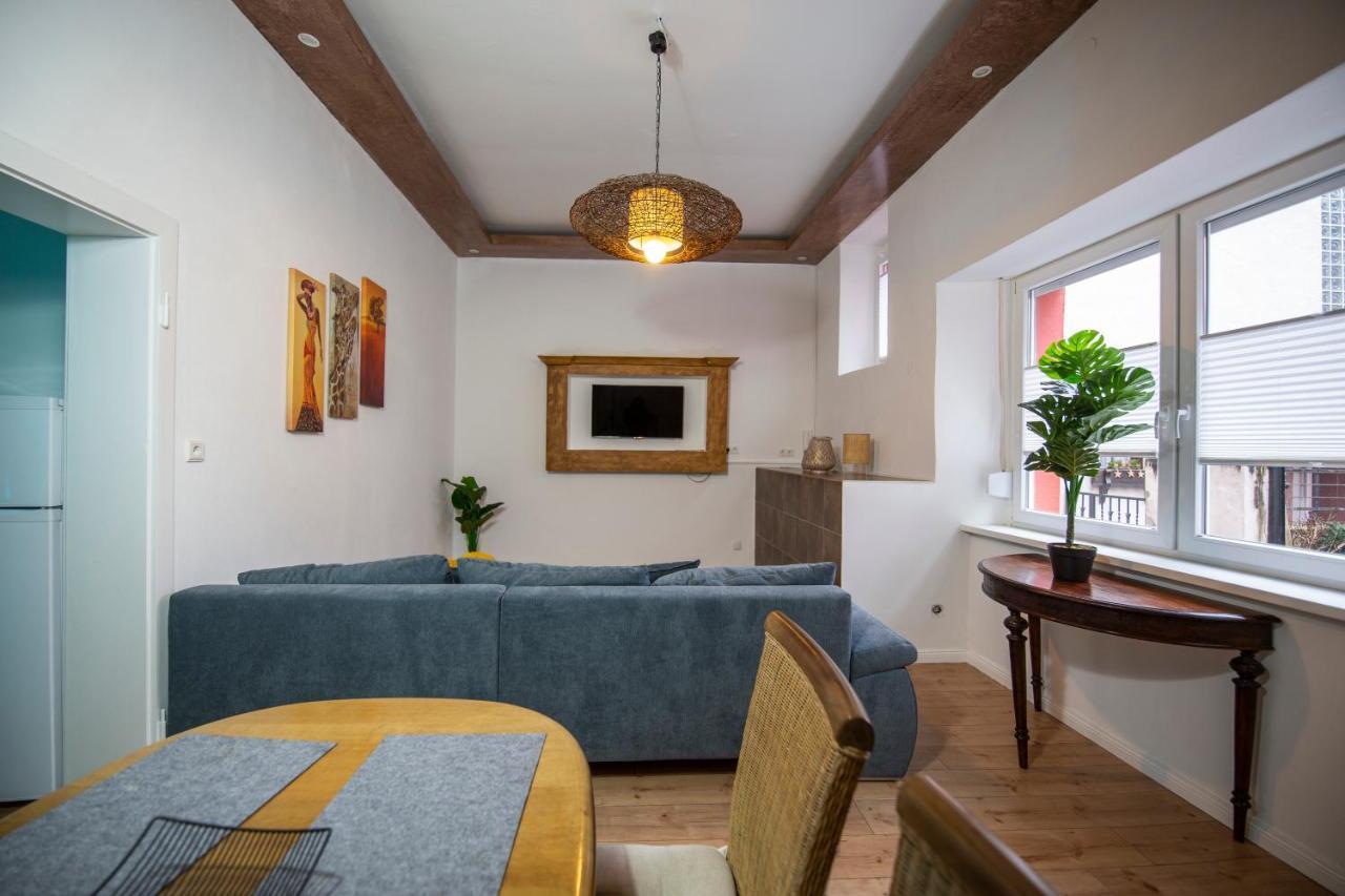 Apartment Mit Kleinem Innenhof Im Erdgeschoss Fuer Bis Zu 4 Personen Klotten Ngoại thất bức ảnh